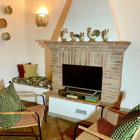 Lägenhet Con Terrazza Privata E Giardino Vicino A Pisa E Firenze
